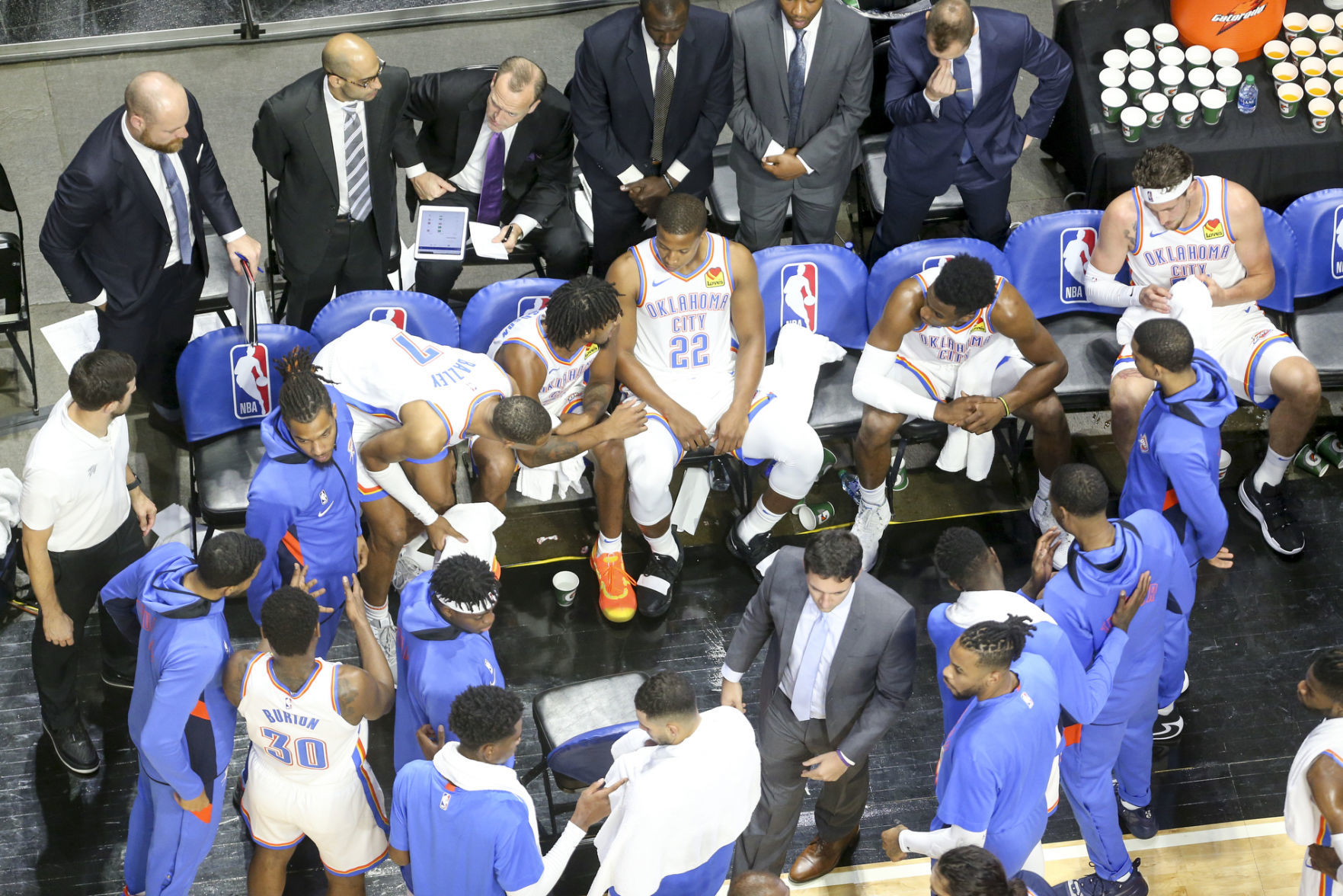 Oklahoma City Thunder vs Dallas Mavericks